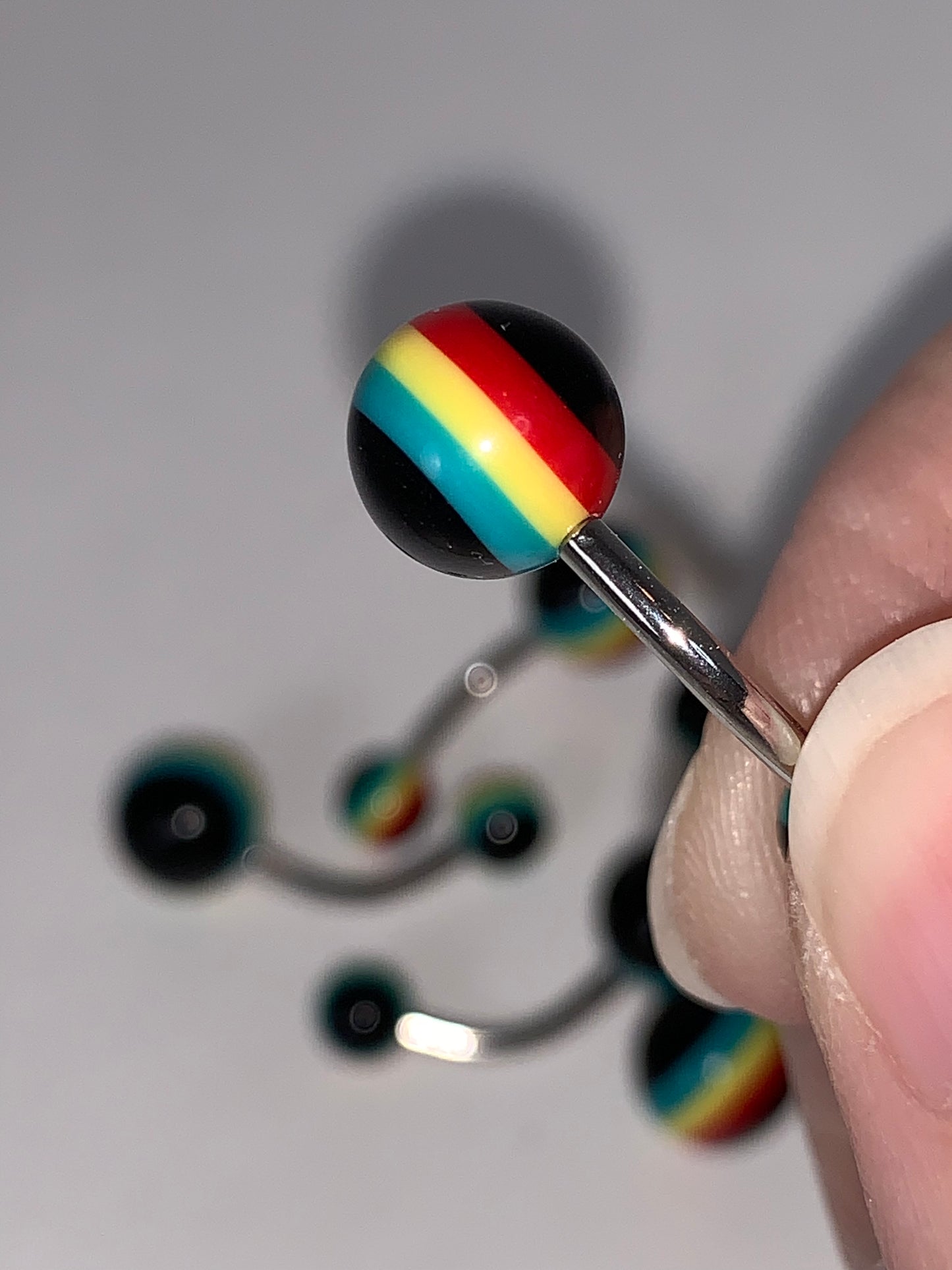 14 Gauge Rasta Belly Ring