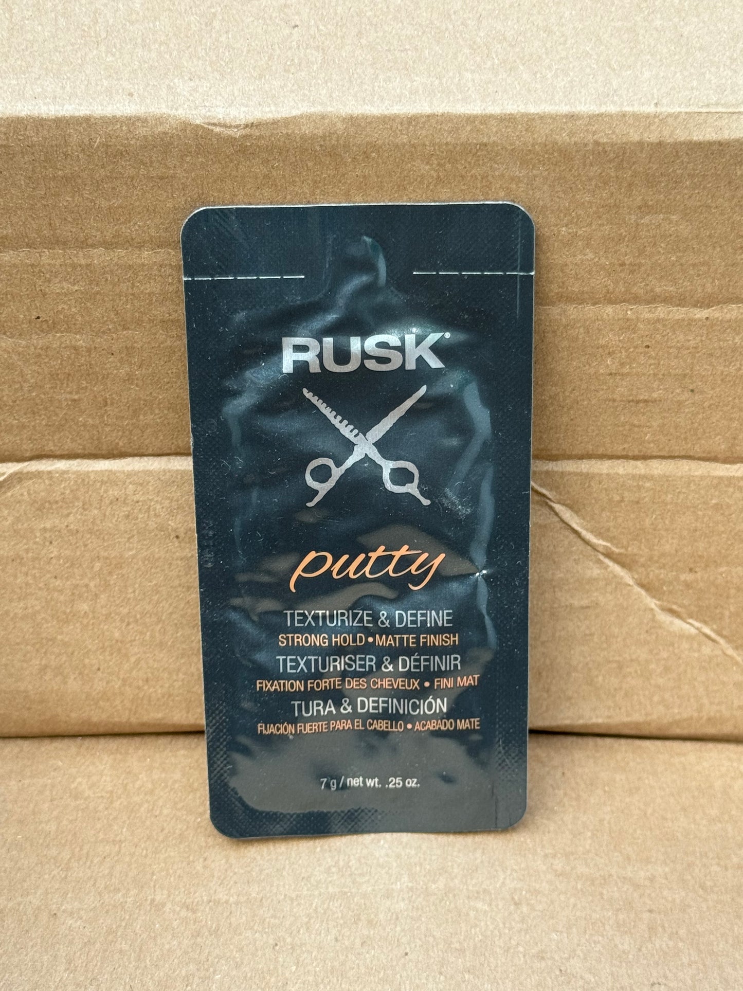 RUSK Putty Pomade, 0.25 fl. oz. sample