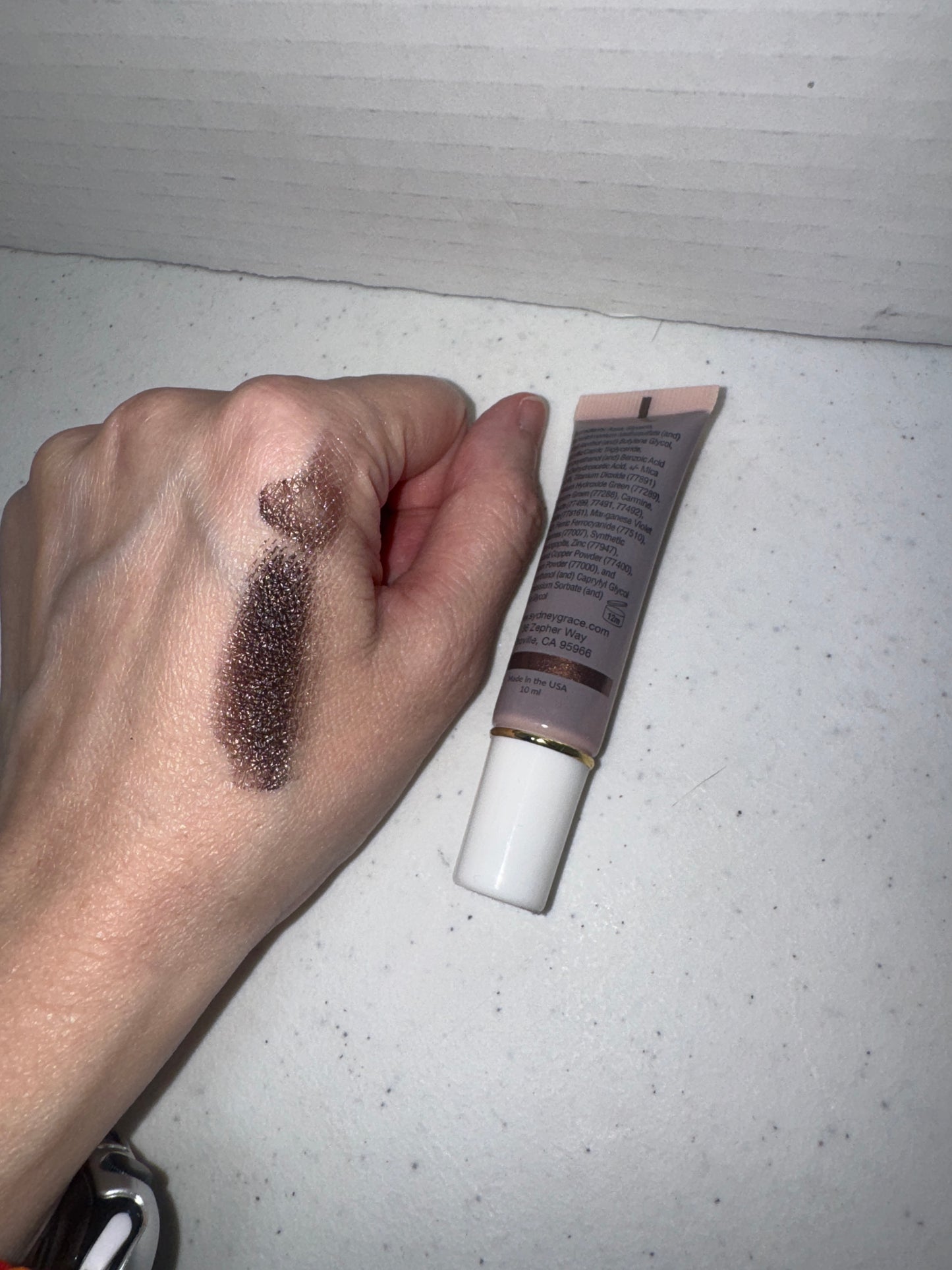 Sydney Grace Cream Shadow in Babe