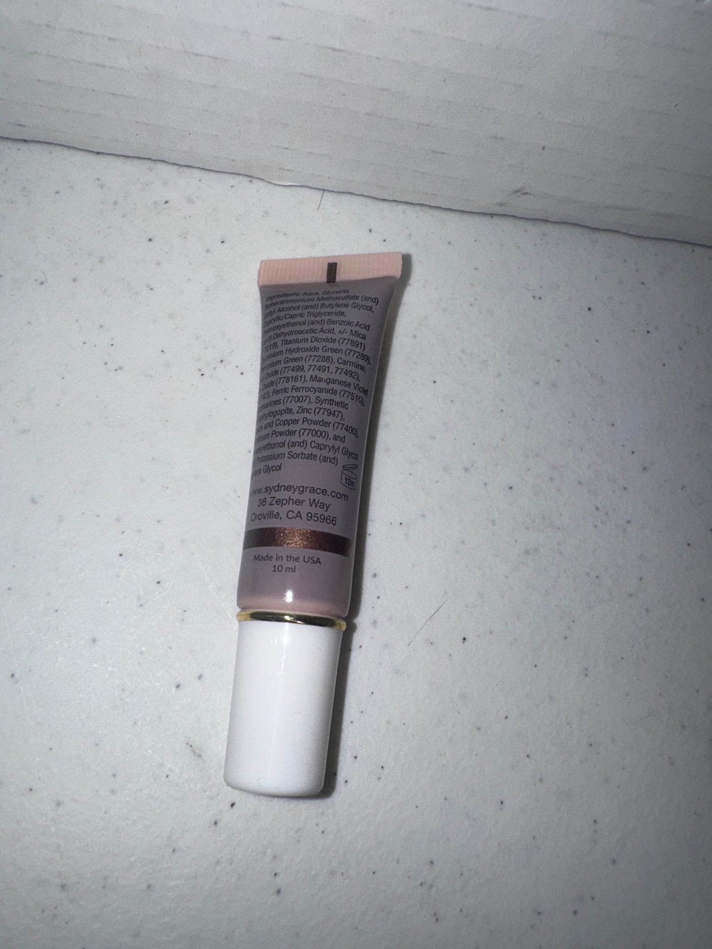 Sydney Grace Cream Shadow in Babe