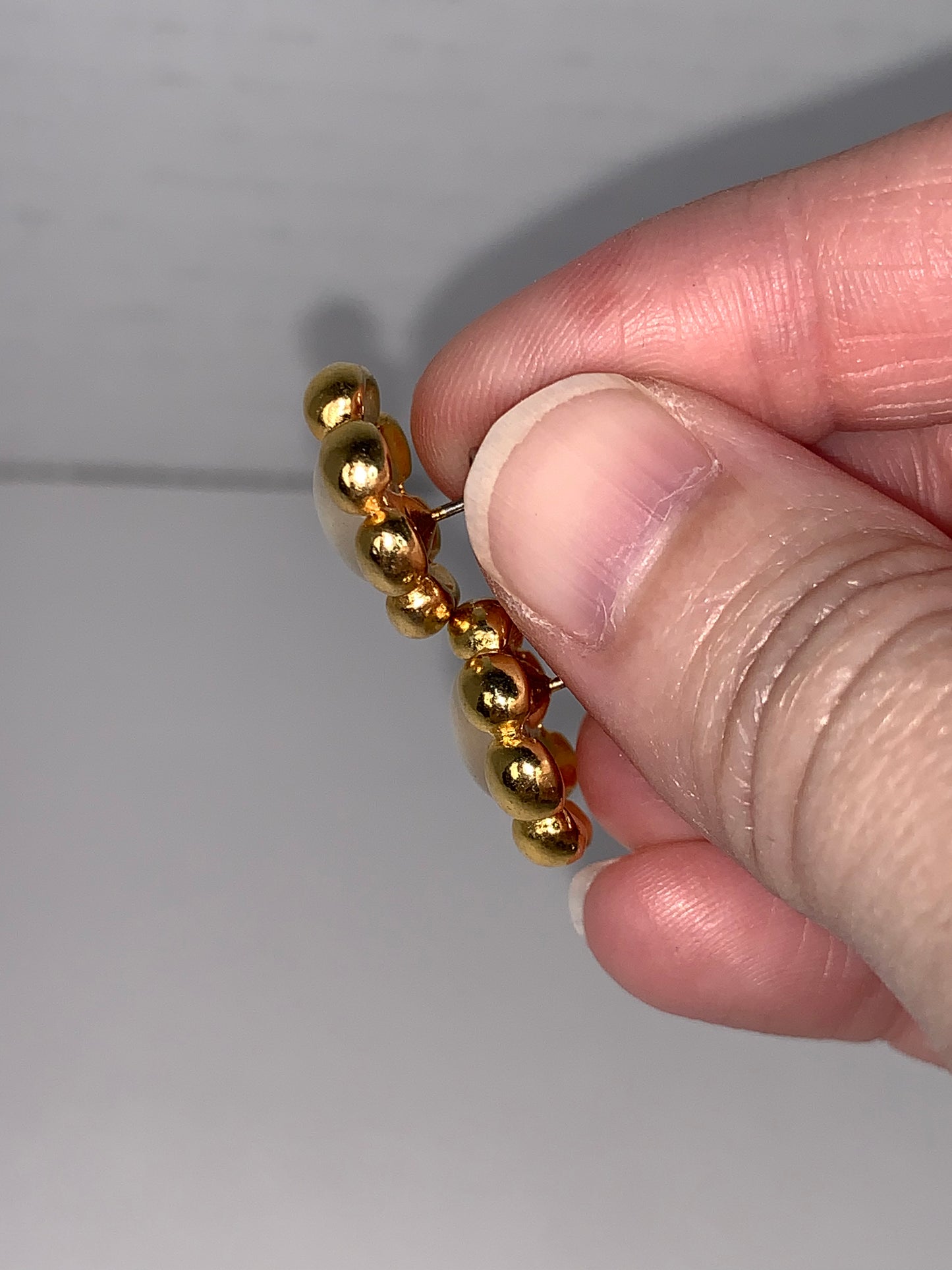 Vintage Liz Claiborne Gold and White Post earrings