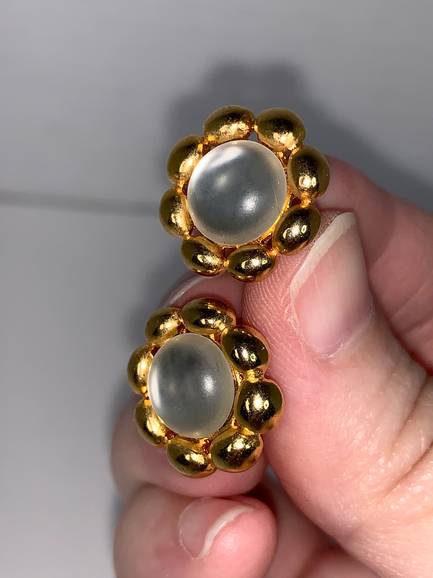 Vintage Liz Claiborne Gold and White Post earrings