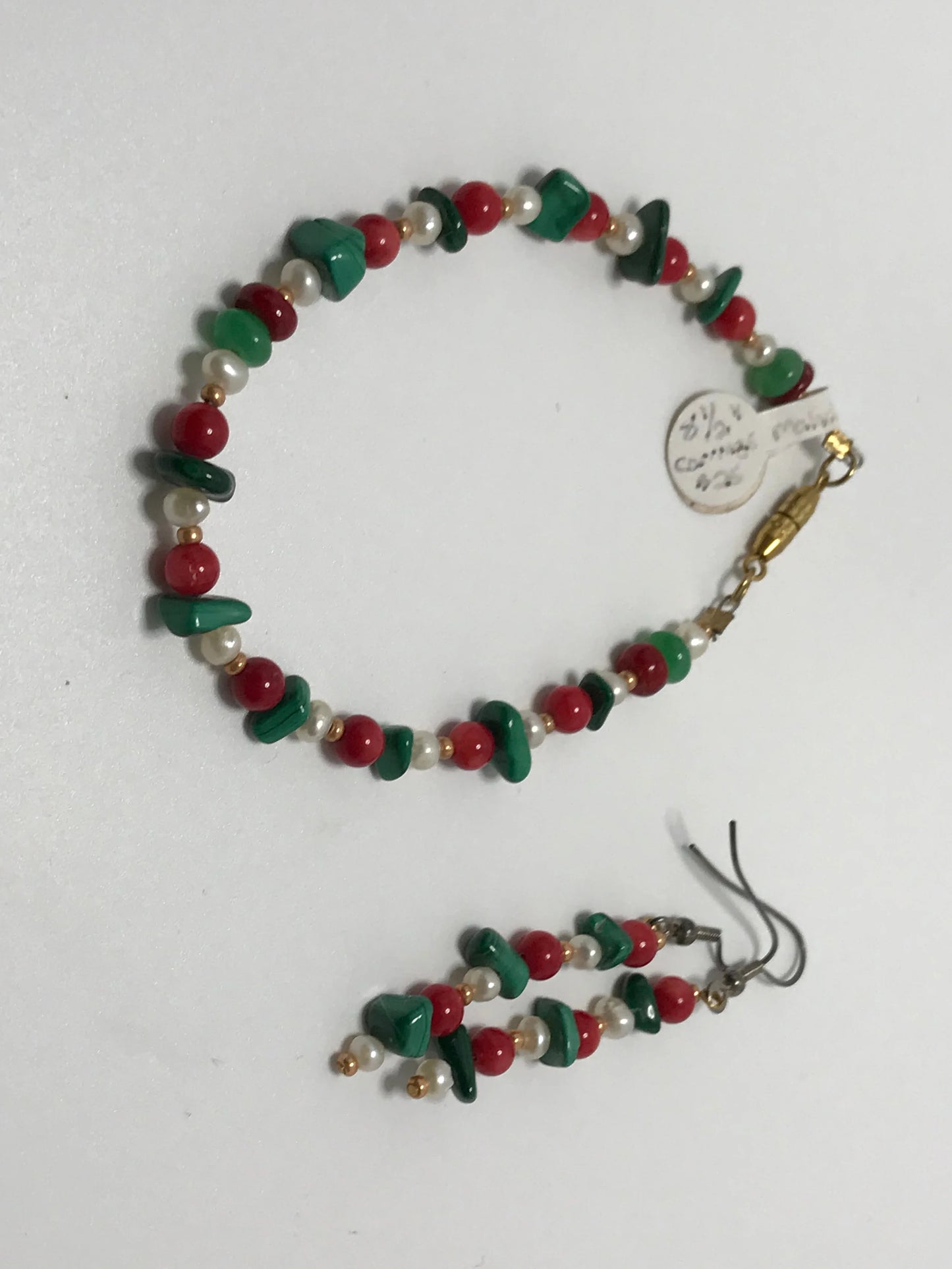 8 1/2" long Christmas Colored Bracelet and matching dangle earrings