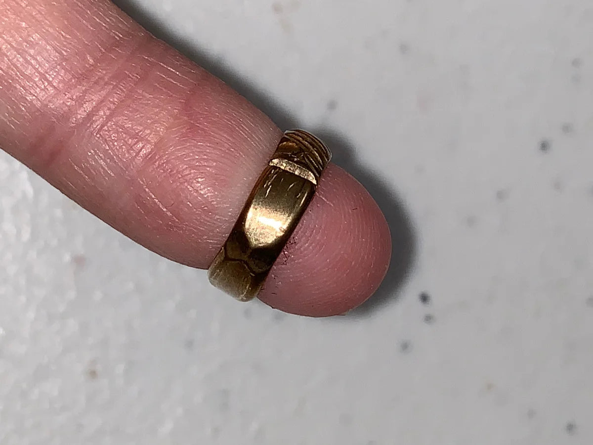 1/2 3.73mm Gold Filled Half Twist Band Ring