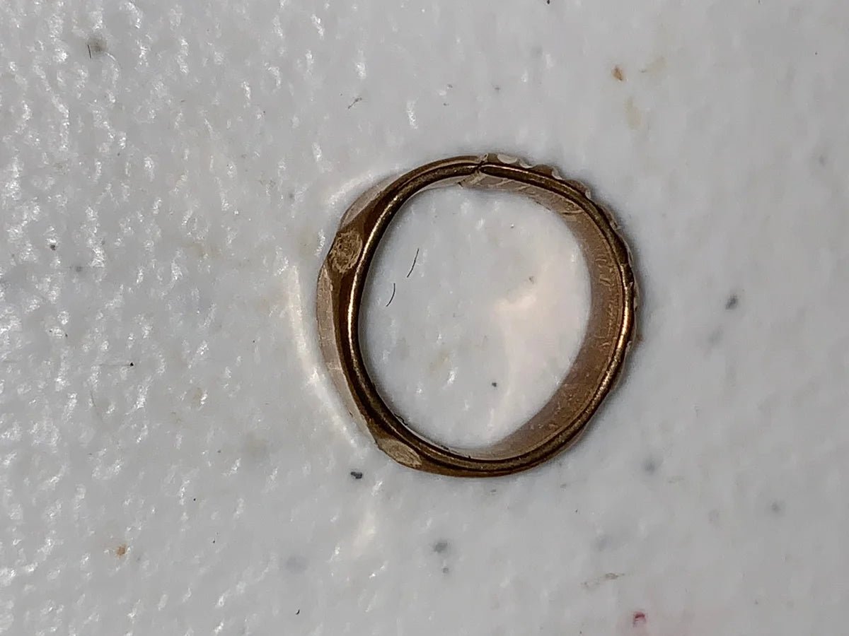 1/2 3.73mm Gold Filled Half Twist Band Ring