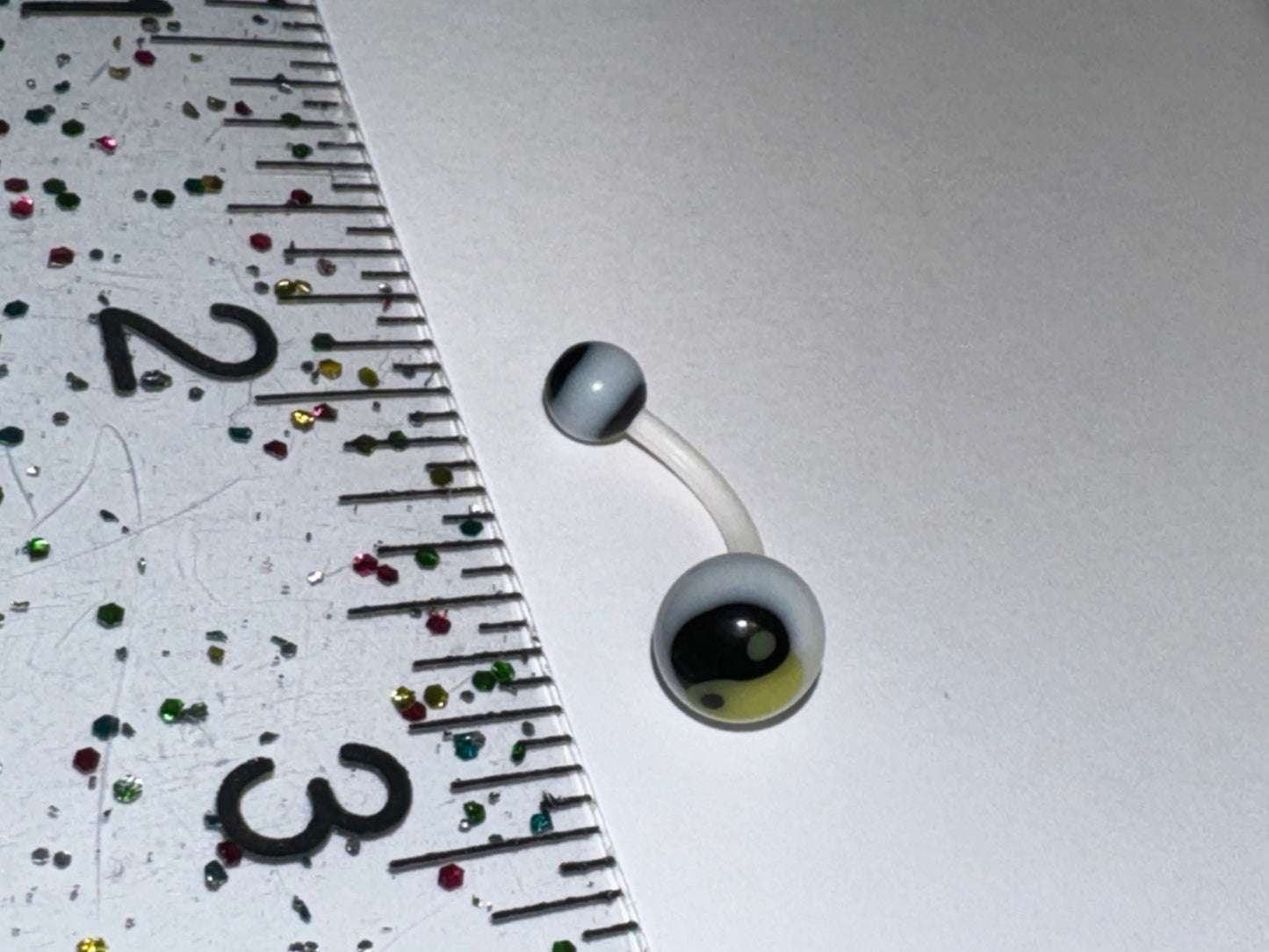 14 Gauge Yellow and Black Yin/Yang Belly Ring